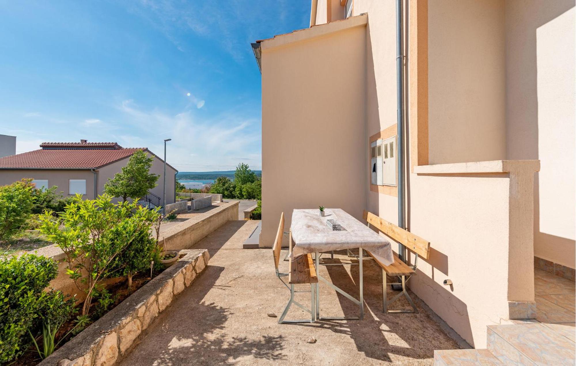 Beautiful Apartment In Maslenica With Kitchen Ngoại thất bức ảnh